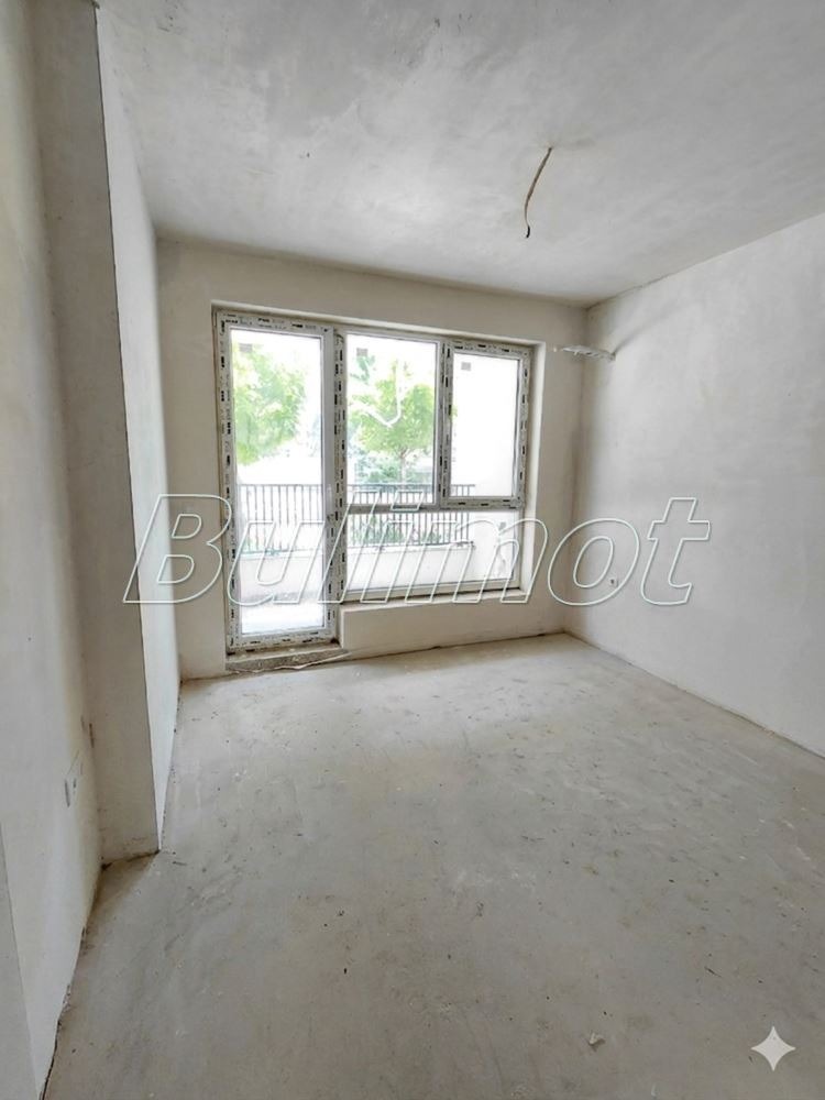 Продава 2-СТАЕН, гр. Варна, Лятно кино Тракия, снимка 2 - Апартаменти - 41359911