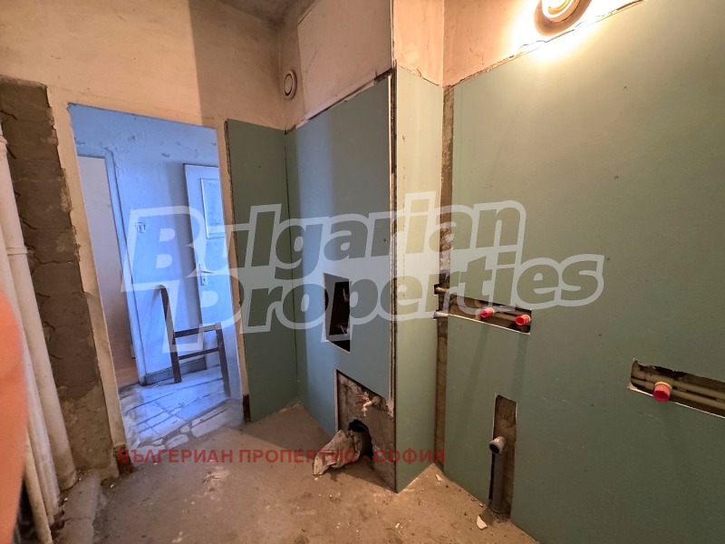 Продава 2-СТАЕН, гр. София, Дървеница, снимка 13 - Апартаменти - 53534103