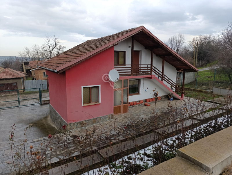 Продава КЪЩА, с. Караисен, област Велико Търново, снимка 2 - Къщи - 53247368