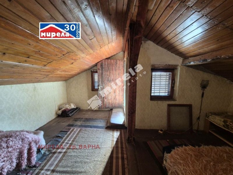 Продава ВИЛА, с. Приселци, област Варна, снимка 6 - Вили - 53098165