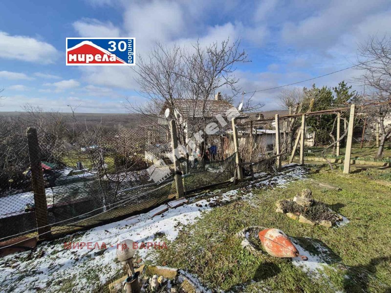 Продава ВИЛА, с. Приселци, област Варна, снимка 9 - Вили - 53098165