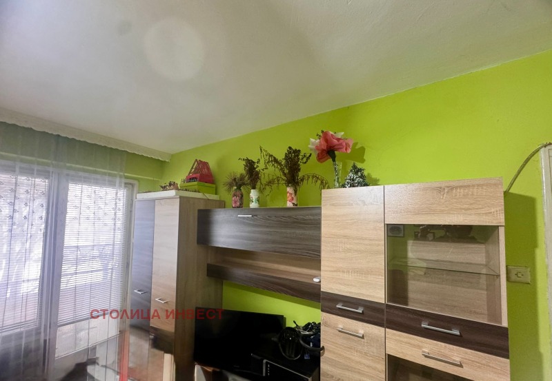 Продава МНОГОСТАЕН, гр. Русе, Възраждане, снимка 2 - Апартаменти - 52318520