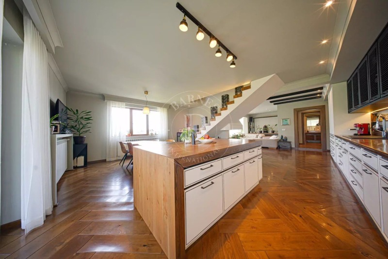 Zu verkaufen  Maisonette Sofia , Witoscha , 255 qm | 93880332 - Bild [2]