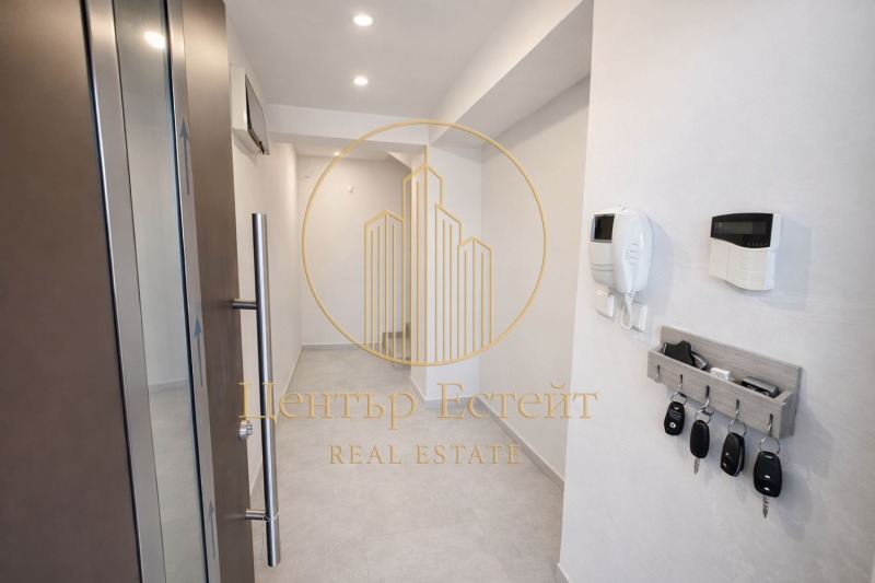 Продава КЪЩА, гр. Плевен, Кайлъка, снимка 2 - Къщи - 53205321