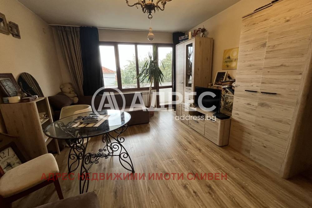 Продава КЪЩА, гр. Сливен, Ново село, снимка 2 - Къщи - 53335398