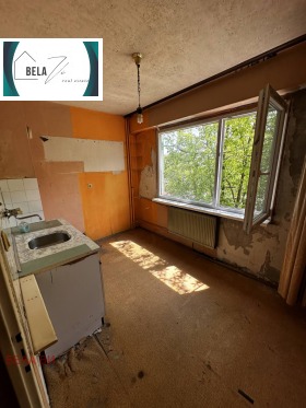 Studio Teva, Pernic 7