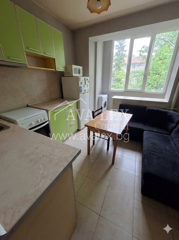 Продава 2-СТАЕН, гр. София, Западен парк