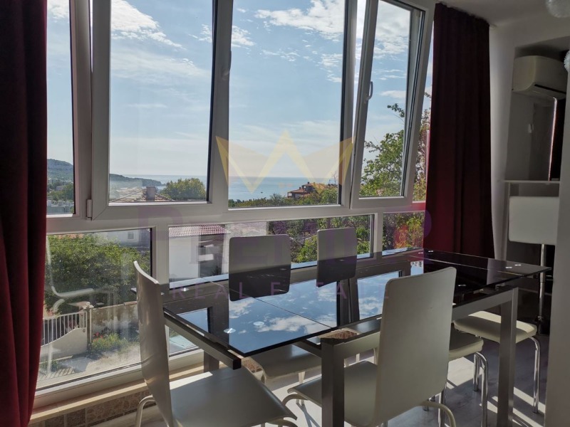 Продава МЕЗОНЕТ, гр. Балчик, област Добрич