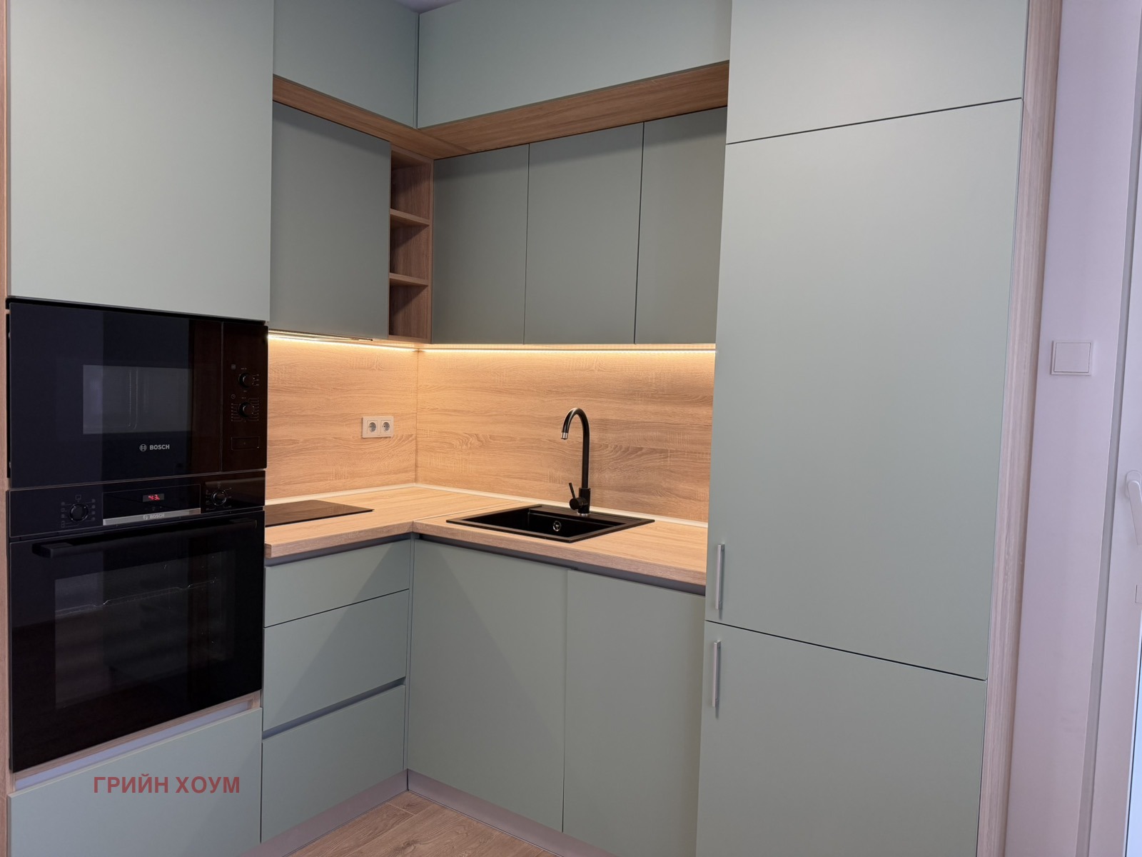 Продава 4-СТАЕН, гр. Варна, Зимно кино Тракия, снимка 2 - Апартаменти - 53785419