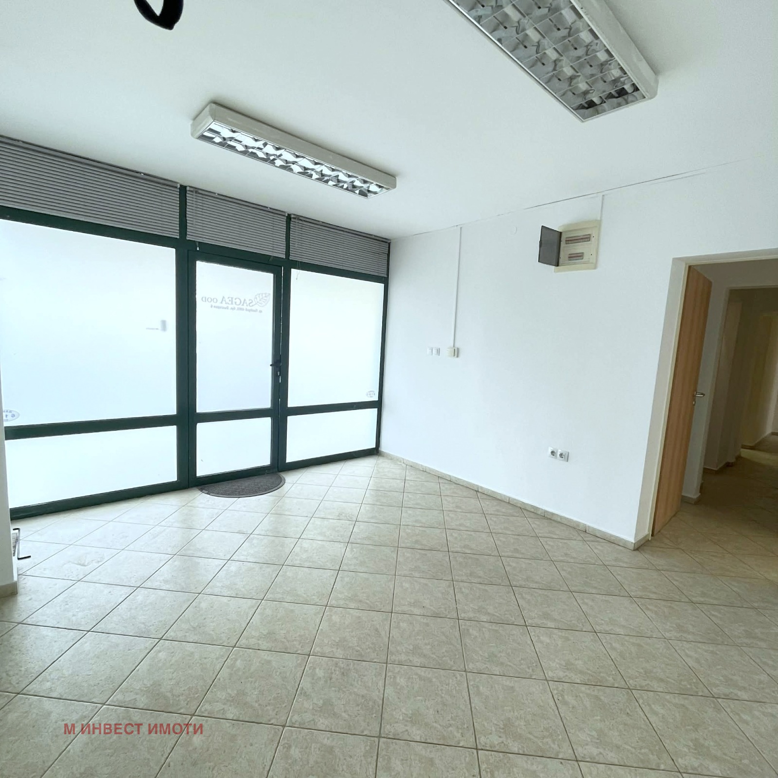 Продава ОФИС, гр. Пловдив, Гагарин, снимка 3 - Офиси - 53945179