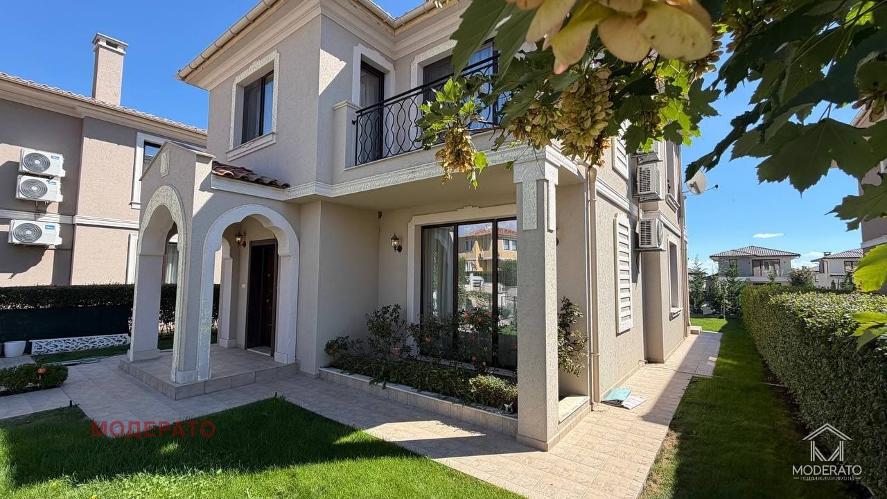 Продава КЪЩА, гр. Поморие, област Бургас