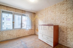 3 slaapkamers Pobeda, Varna 8