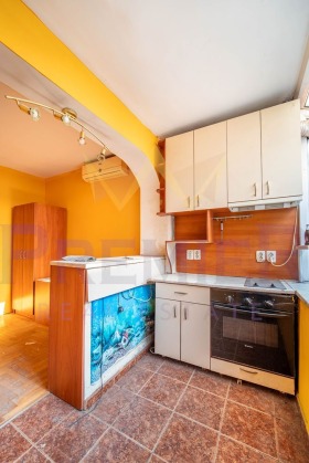 3 bedroom Pobeda, Varna 5