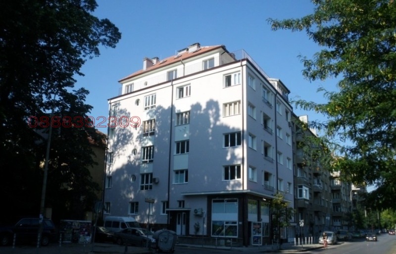 Продава 3-СТАЕН, гр. София, Център