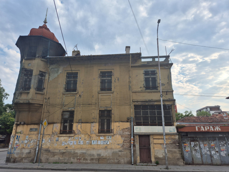 Продава  Къща град Плевен , Широк център , 484 кв.м | 41630622 - изображение [3]