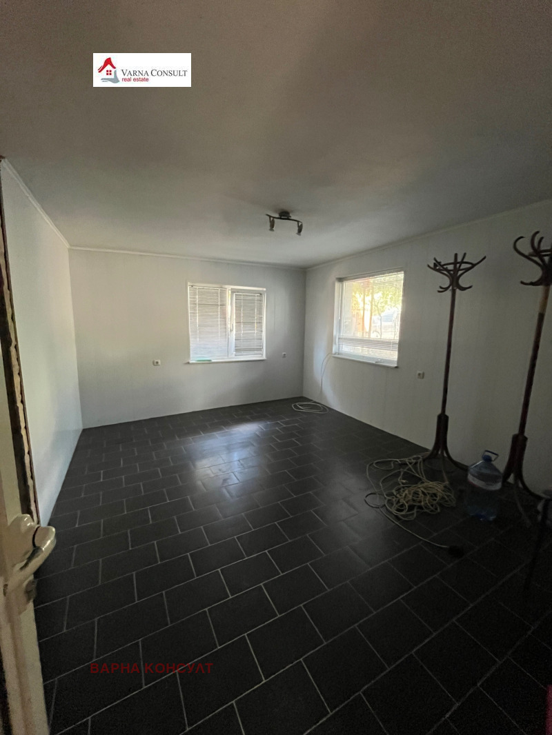 Продава  Къща област Варна , гр. Аксаково , 320 кв.м | 90482016 - изображение [7]