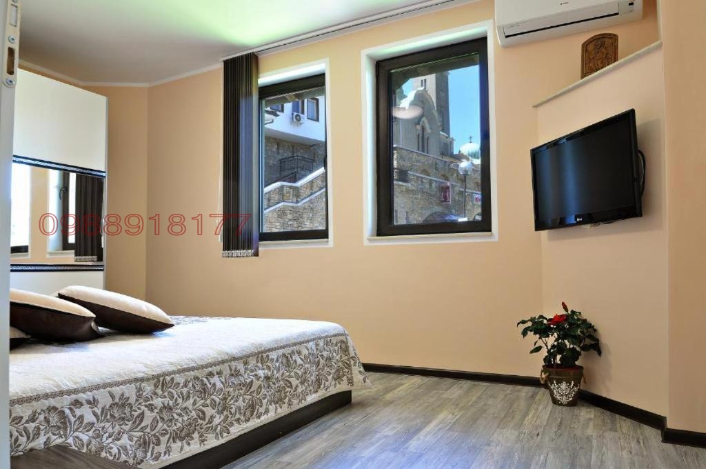 Продава ЕТАЖ ОТ КЪЩА, гр. Велико Търново, Варуша, снимка 2 - Етаж от къща - 56254189