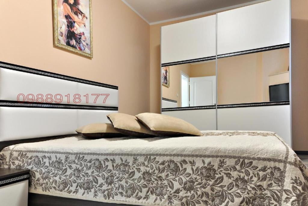 Продава ЕТАЖ ОТ КЪЩА, гр. Велико Търново, Варуша, снимка 3 - Етаж от къща - 56254189