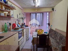 Продажба на имоти в Погреби, град Варна - изображение 15 