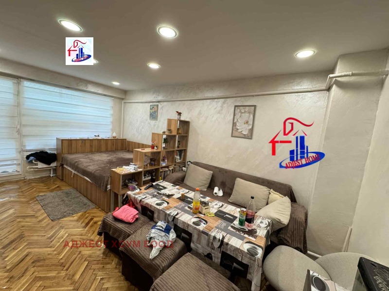 En venta  1 dormitorio Shumen , Boyan Balgaranov 1 , 65 metros cuadrados | 41107363 - imagen [2]