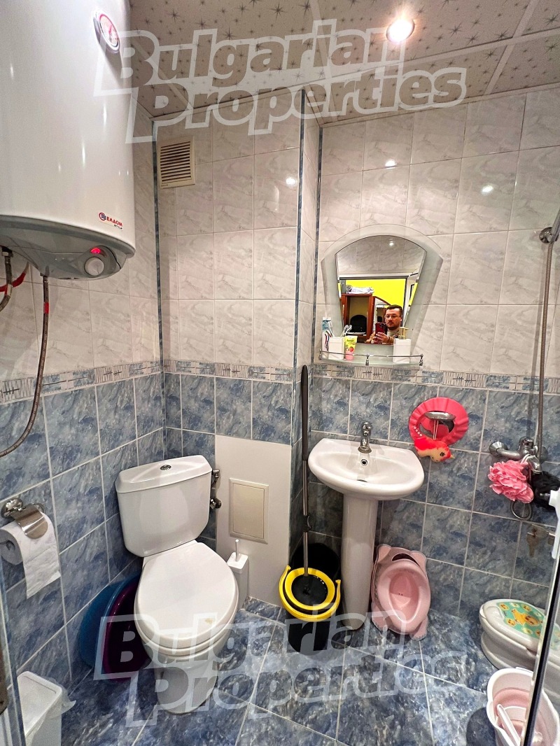 Продава 2-СТАЕН, гр. Шумен, Боян Българанов 1, снимка 11 - Апартаменти - 53045873