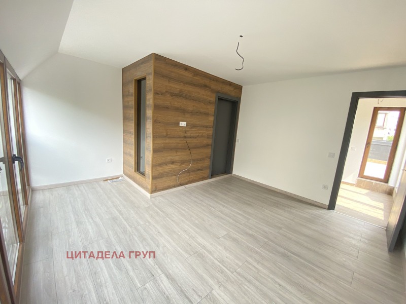 Продава  3-стаен град София , Слатина , 217 кв.м | 92236180 - изображение [6]