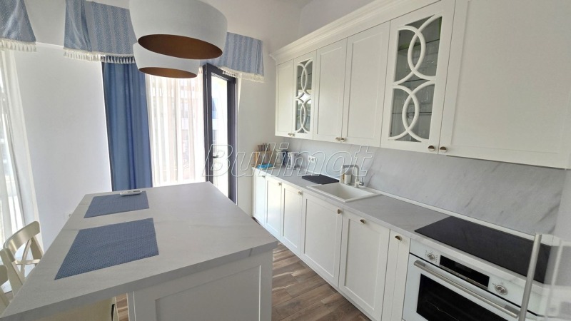 Продава 3-СТАЕН, гр. Варна, к.к. Св.Св. Константин и Елена, снимка 3 - Апартаменти - 52885261