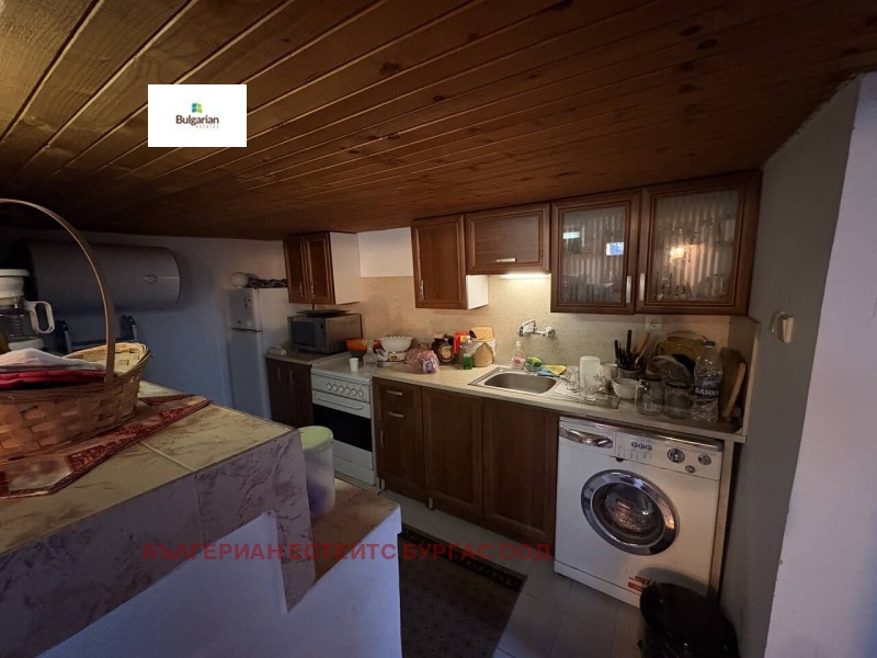 Продава КЪЩА, с. Медово, област Бургас, снимка 11 - Къщи - 53073225