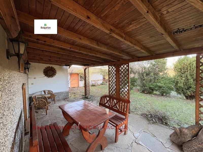 Продава КЪЩА, с. Медово, област Бургас, снимка 13 - Къщи - 53073225