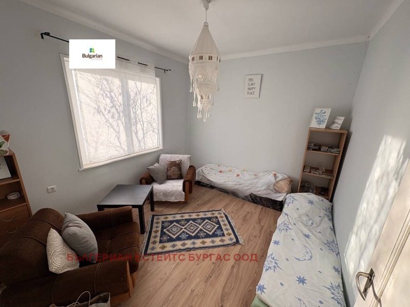 Продава КЪЩА, с. Медово, област Бургас, снимка 8 - Къщи - 53073225