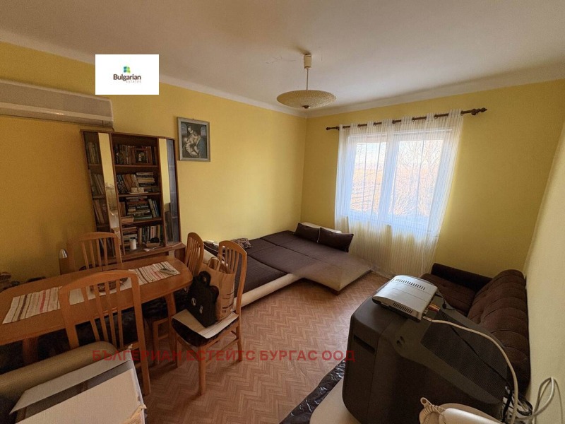 Продава КЪЩА, с. Медово, област Бургас, снимка 7 - Къщи - 53073225