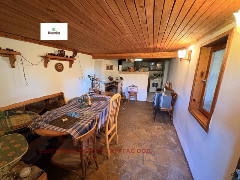 Продава КЪЩА, с. Медово, област Бургас, снимка 12 - Къщи - 53073225