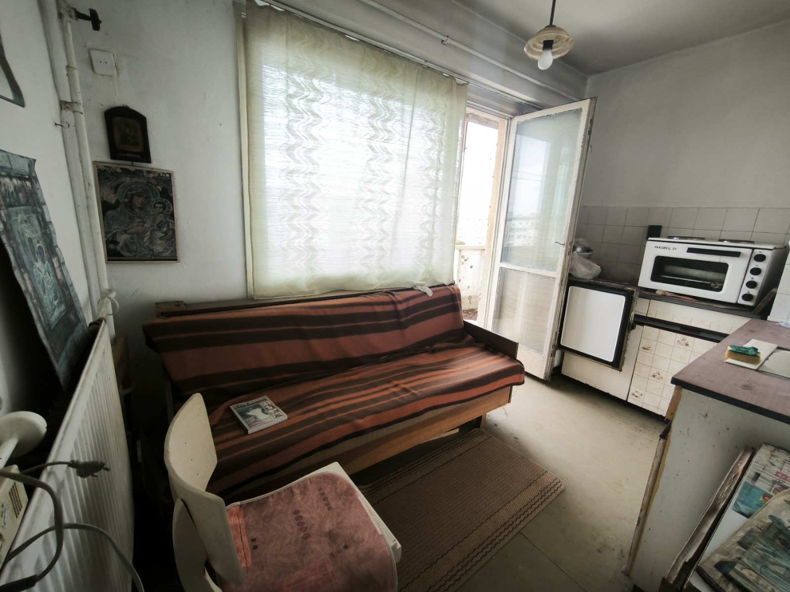 Продава 1-СТАЕН, гр. Бургас, Изгрев, снимка 4 - Апартаменти - 56354794