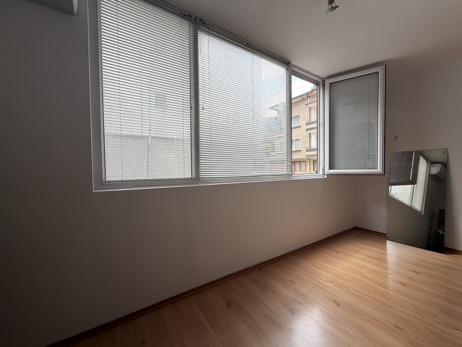 Продава 2-СТАЕН, гр. Шумен, Томбул джамия, снимка 4 - Апартаменти - 55832813