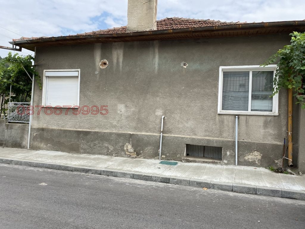 Продава КЪЩА, с. Момина клисура, област Пазарджик, снимка 2 - Къщи - 54787928