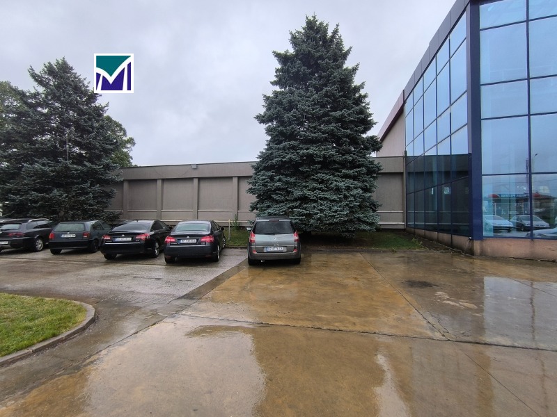 Продава МАГАЗИН в град Враца, Център - 3651 кв.м / 3 600 000 € » 7 040 988.00 лв., МОНОГРАМ-ИНДУСТРИАЛНИ И ЛОГИСТИЧНИ ИМОТИ