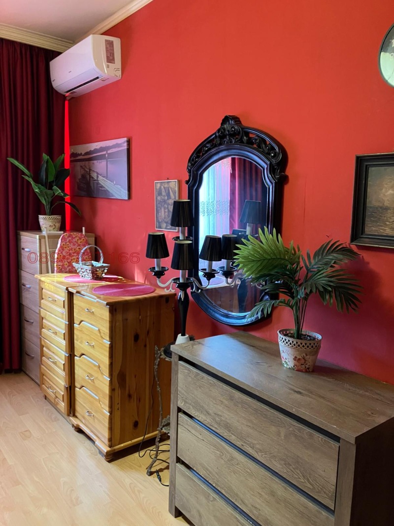 Продава 3-СТАЕН, гр. София, Гоце Делчев, снимка 4 - Апартаменти - 52989435