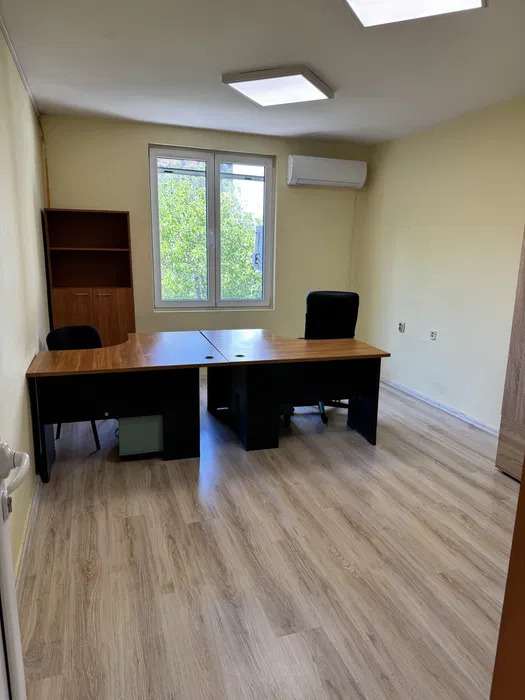 Продава ОФИС, гр. Велико Търново, Център, снимка 3 - Офиси - 55099329