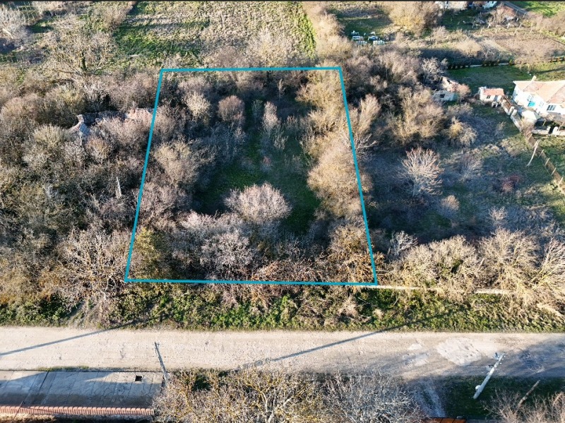Продава ПАРЦЕЛ в област Добрич, с. Гурково - 1412 кв.м / 21 500 € » 42 050.35 лв., ИМОТИ ПРЕМИЕР