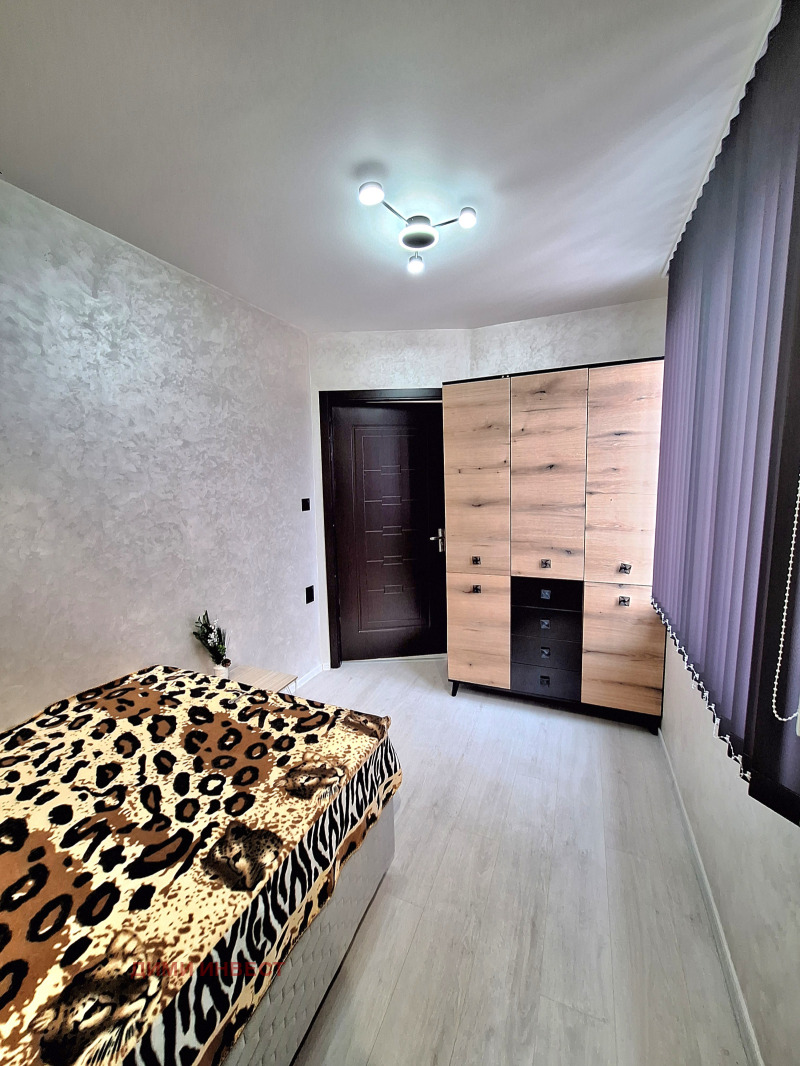 For Sale  2 bedroom Dobrich , Sveti Georgi , 75 sq.m | 95334793 - image [2]