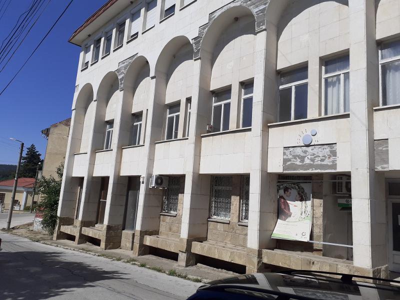 Продава  Офис област Велико Търново , гр. Сухиндол , 350 кв.м | 63783130 - изображение [2]