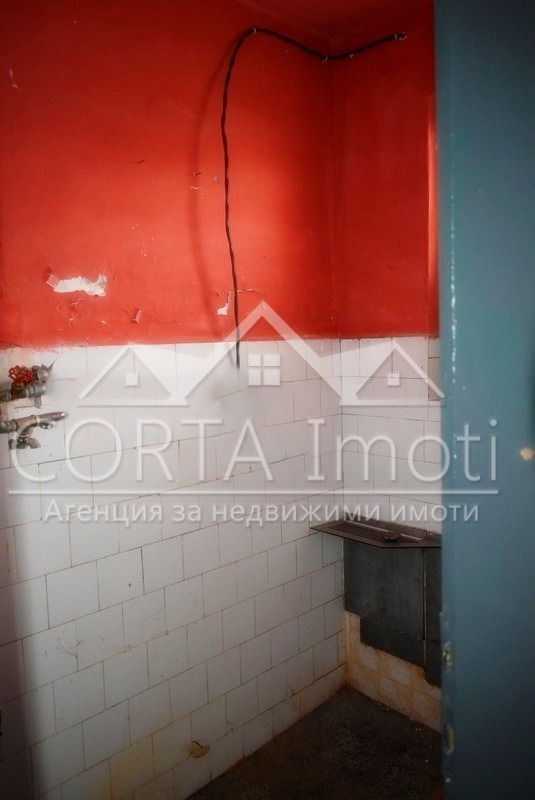 Продава КЪЩА, с. Световрачене, област София-град, снимка 12 - Къщи - 48600258