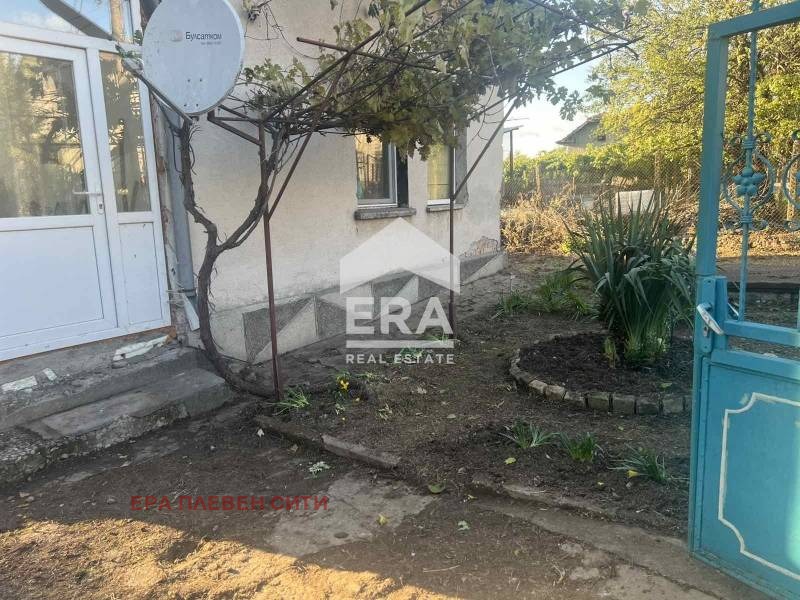 Продава КЪЩА, с. Гривица, област Плевен, снимка 5 - Къщи - 53602090