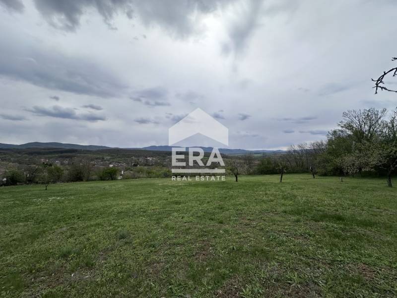 Продава ПАРЦЕЛ, с. Велчево, област Велико Търново