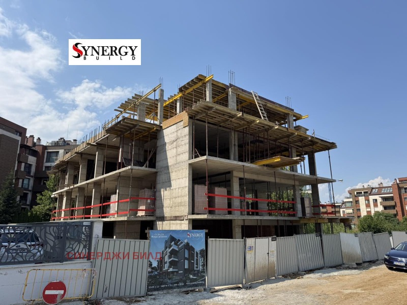 En venta  2 dormitorios Sofia , Manastirski livadi , 170 metros cuadrados | 66303004