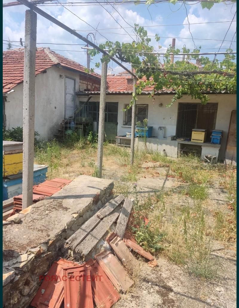 Продава  Къща област Стара Загора , с. Кирилово , 200 кв.м | 97343758