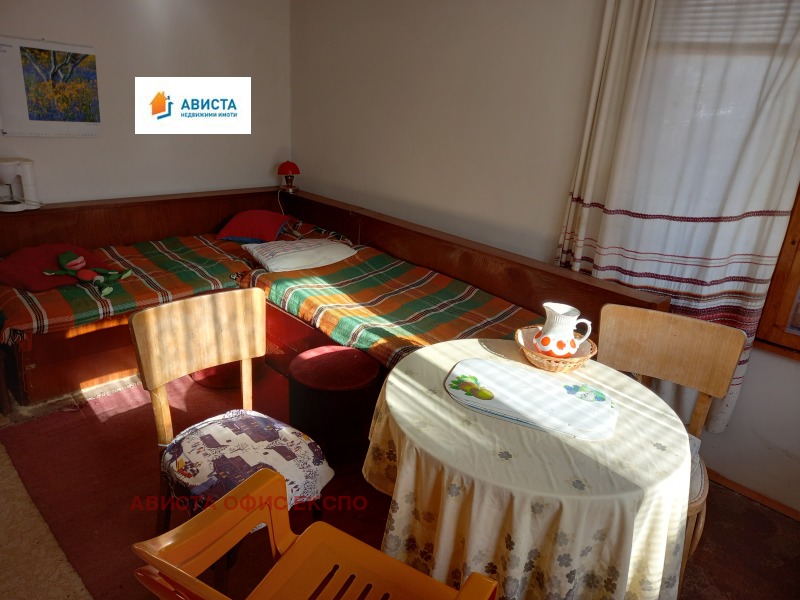 Продава КЪЩА, с. Губеш, област София област, снимка 6 - Къщи - 52639008