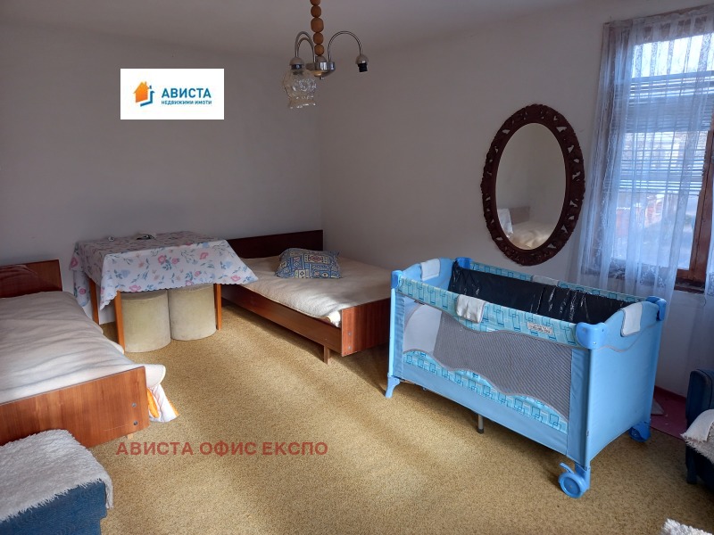 Продава КЪЩА, с. Губеш, област София област, снимка 7 - Къщи - 52639008