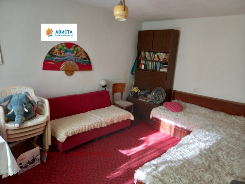 Продава КЪЩА, с. Губеш, област София област, снимка 4 - Къщи - 52639008