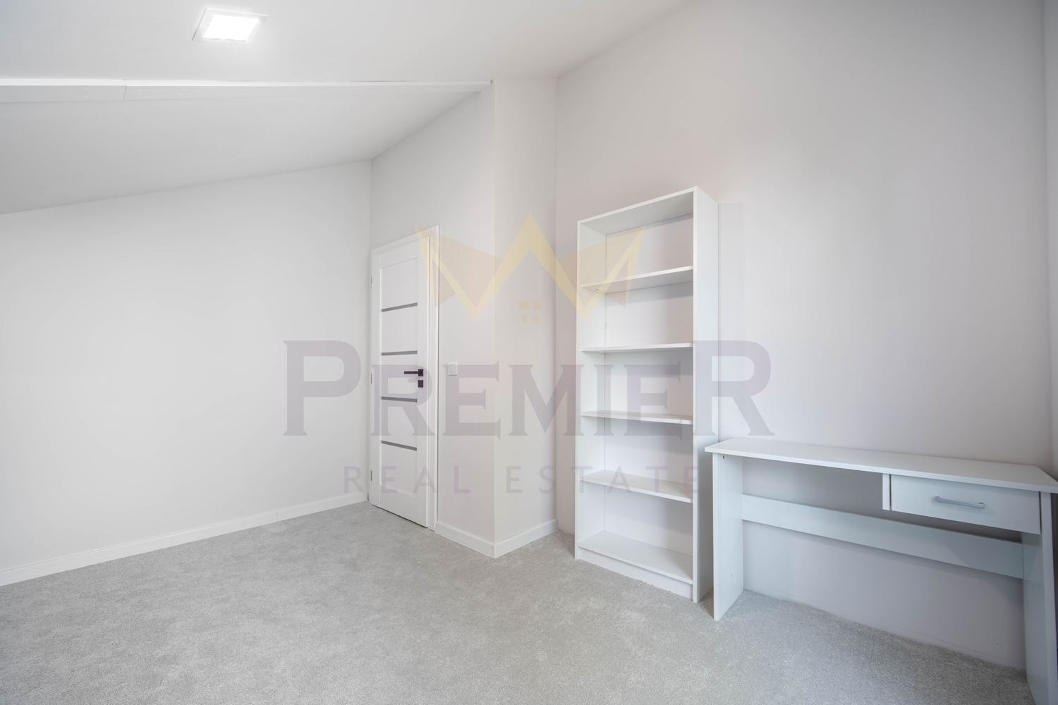 Продава КЪЩА, с. Приселци, област Варна, снимка 11 - Къщи - 53897455